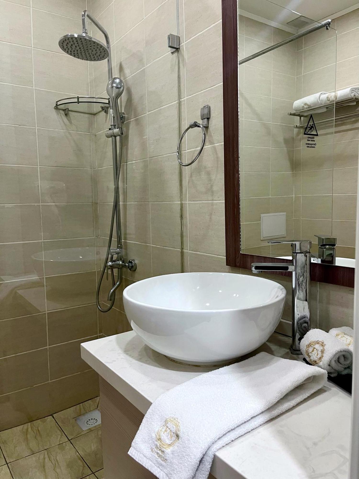 Hotel Fn Shymkent Exterior foto